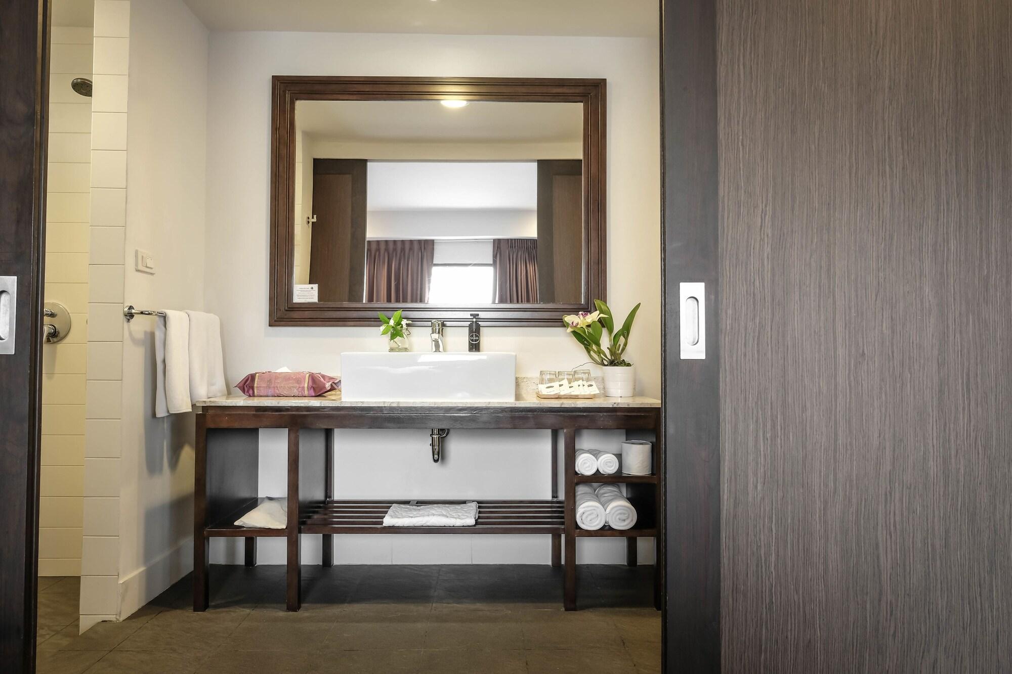בנגקוק Nanda Heritage Hotel מראה חיצוני תמונה