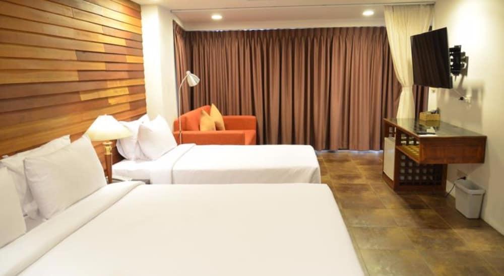 בנגקוק Nanda Heritage Hotel מראה חיצוני תמונה
